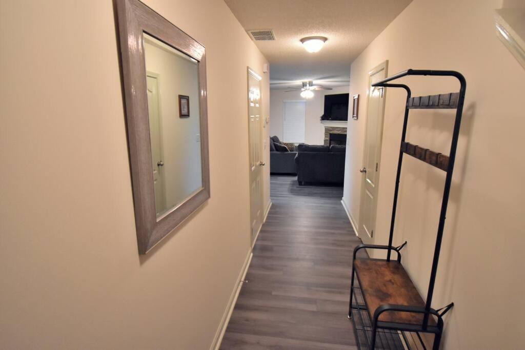 Cozy Renovated Winder Townhouse Traveller Awards 2025 Winner Экстерьер фото