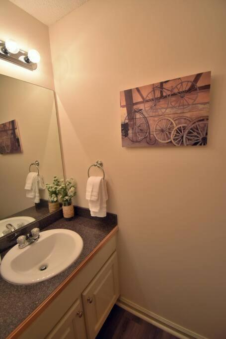 Cozy Renovated Winder Townhouse Traveller Awards 2025 Winner Экстерьер фото