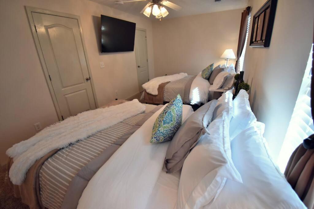 Cozy Renovated Winder Townhouse Traveller Awards 2025 Winner Экстерьер фото